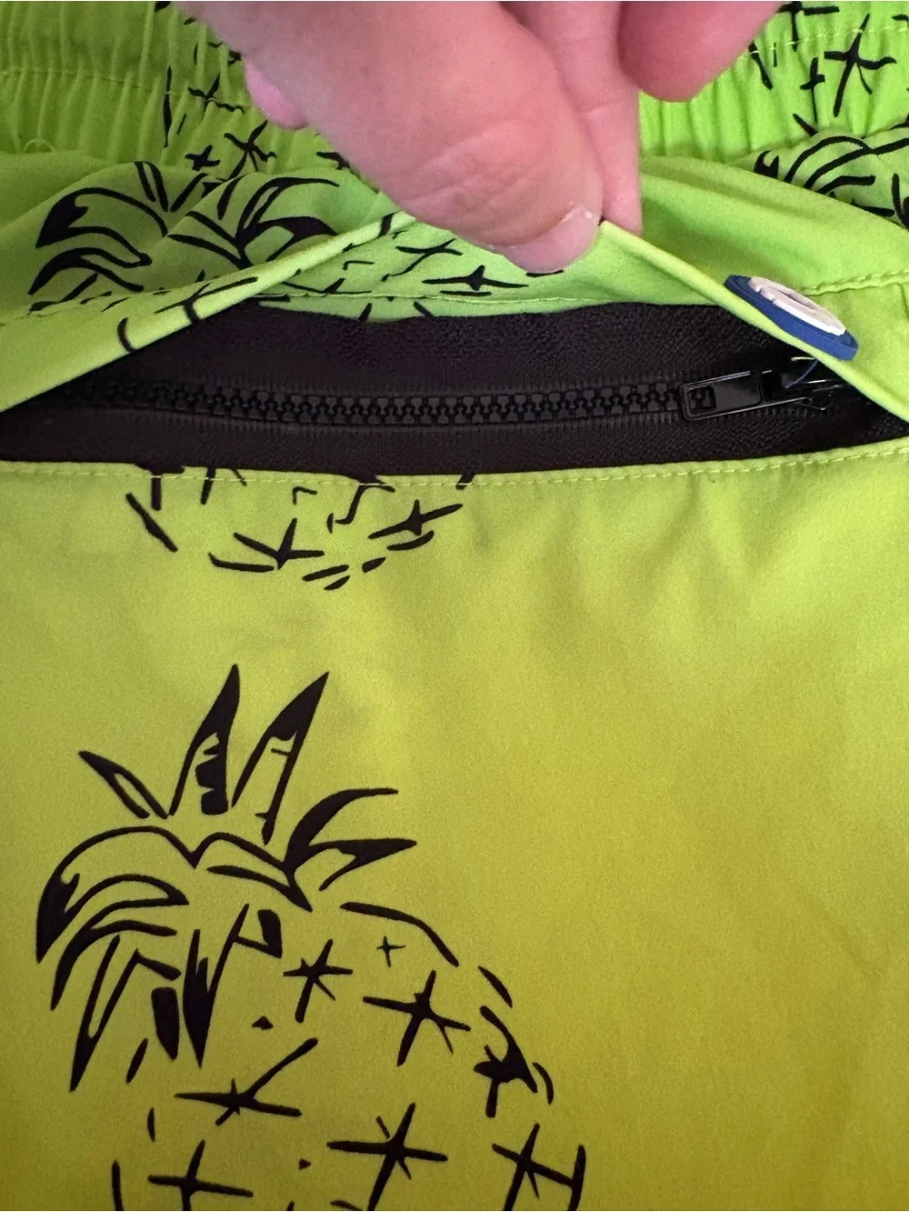 Rounderbum swim trunks H2O Lift  green and yellow Pineapple Men’s size XL